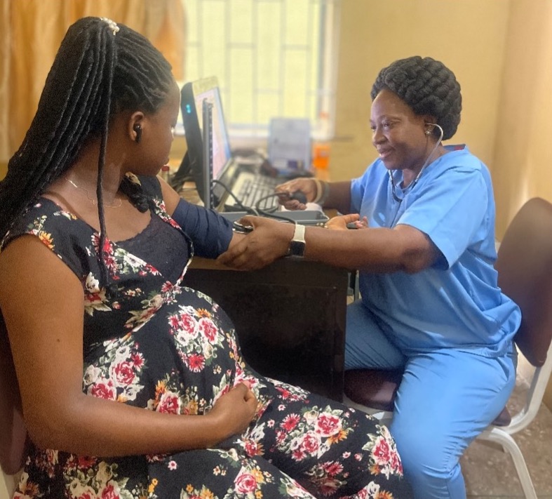Présenter l'impact : Le projet Aisha soutient l'amélioration des soins maternels à Matador Medicare Services, Lagos